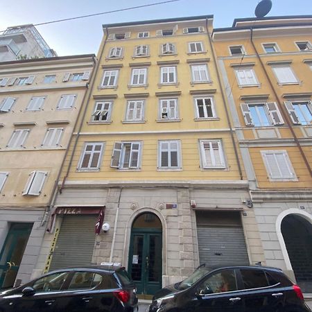 Amazzonico Suite Trieste Exteriör bild